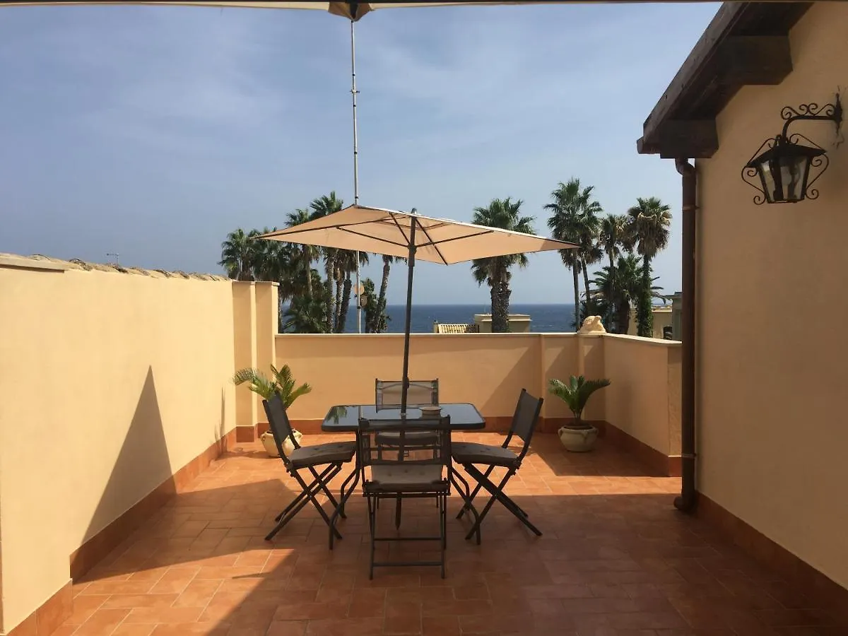 Holiday home Casa Gaetano Villa Syracuse Italy