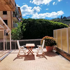 https://molo-giano.hotelitalianriviera.com